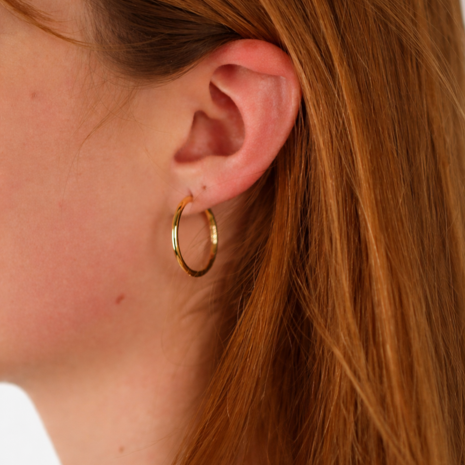 ESSENTIAL HOOPS MEDIUM